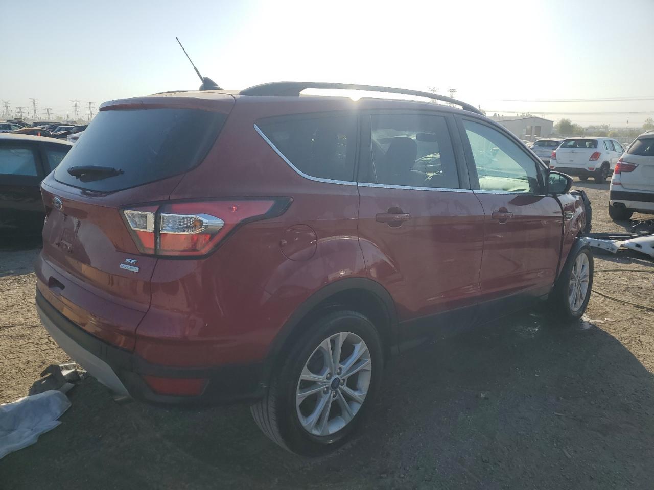 2018 Ford Escape VIN 1FMCU0GD9JUD41977 Copart auction photo, front end damage thumbnail 3