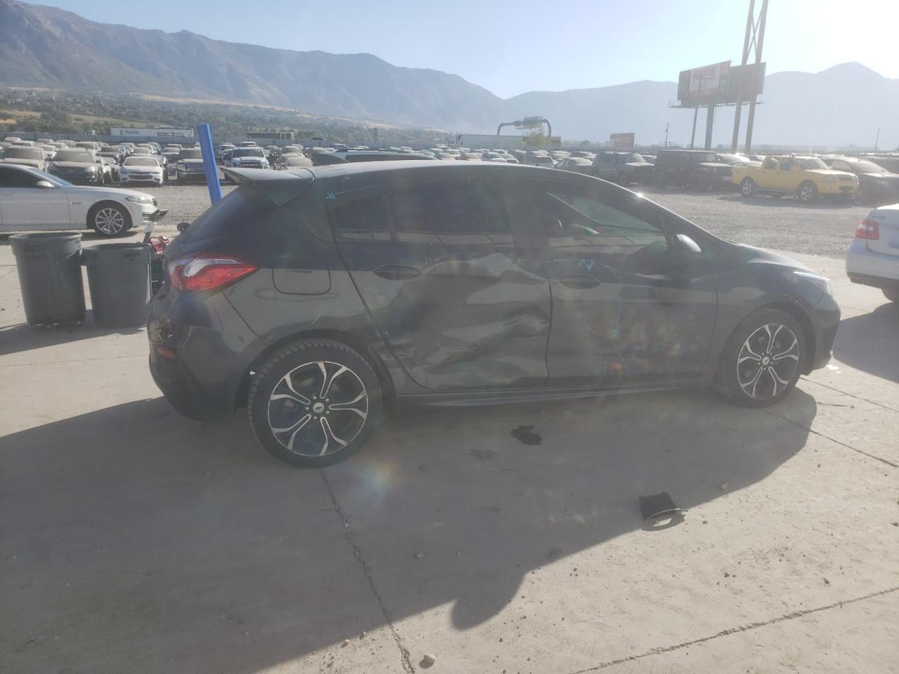 2019 Chevrolet Cruze VIN 3G1BE6SM8KS590045 Copart auction photo, side damage thumbnail 3