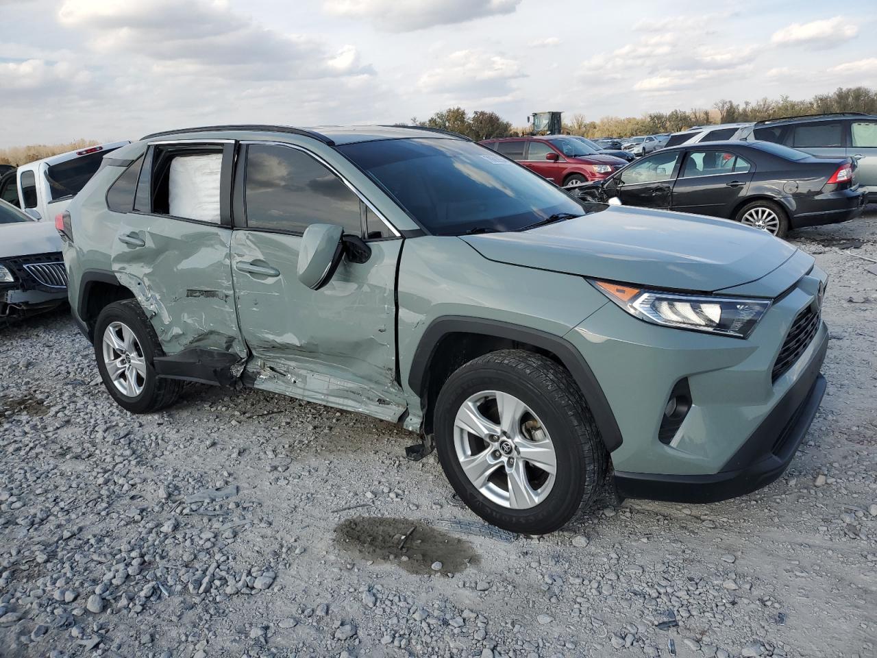 2021 Toyota RAV 4 VIN 2T3W1RFV7MW160991 Copart auction photo, side damage thumbnail 4