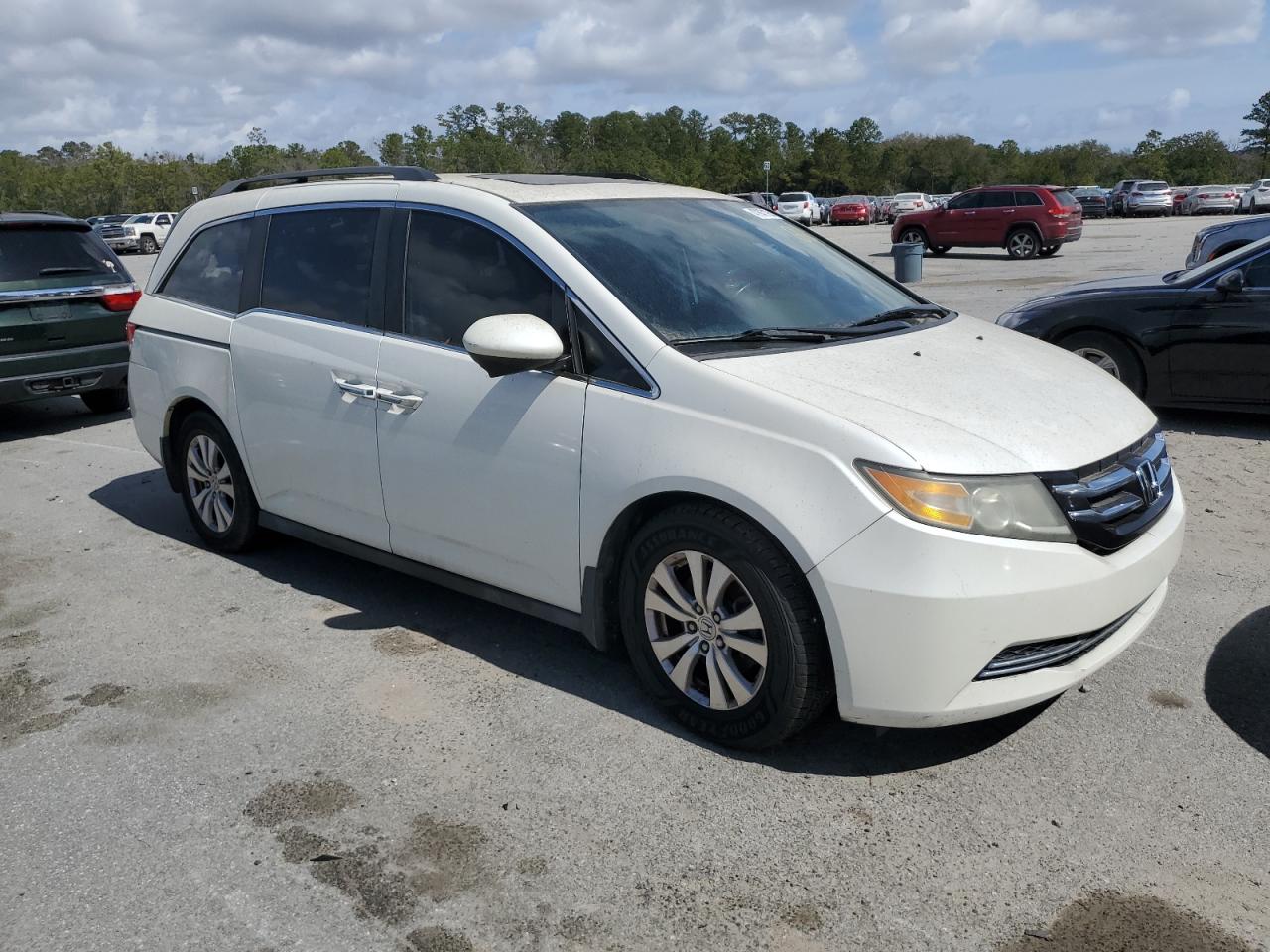 2015 Honda Odyssey VIN 5FNRL5H62FB069769 Copart auction photo, water/flood damage thumbnail 4