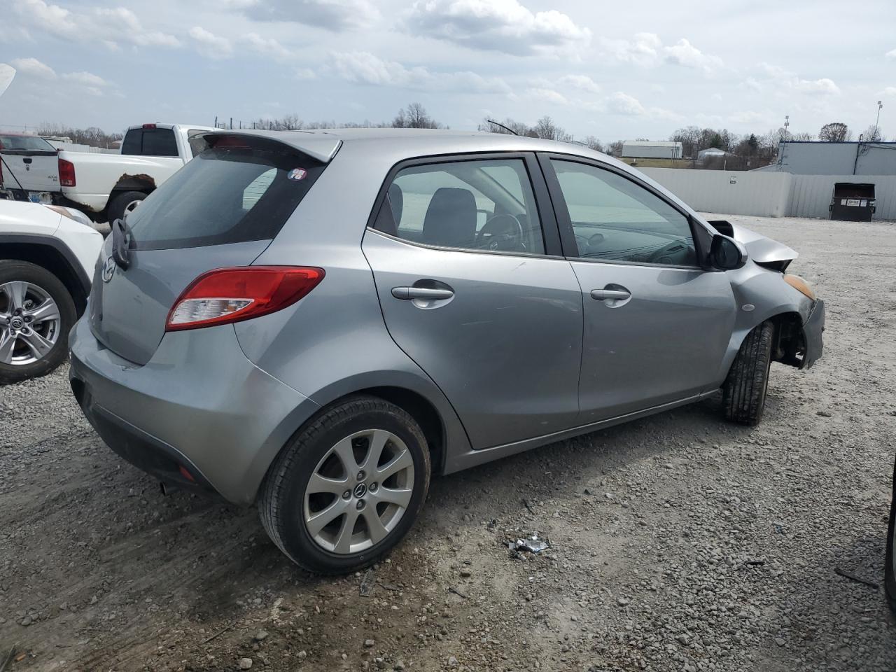 2014 Mazda 2 VIN JM1DE1LY5E0176964 Copart auction photo, front end damage thumbnail 3