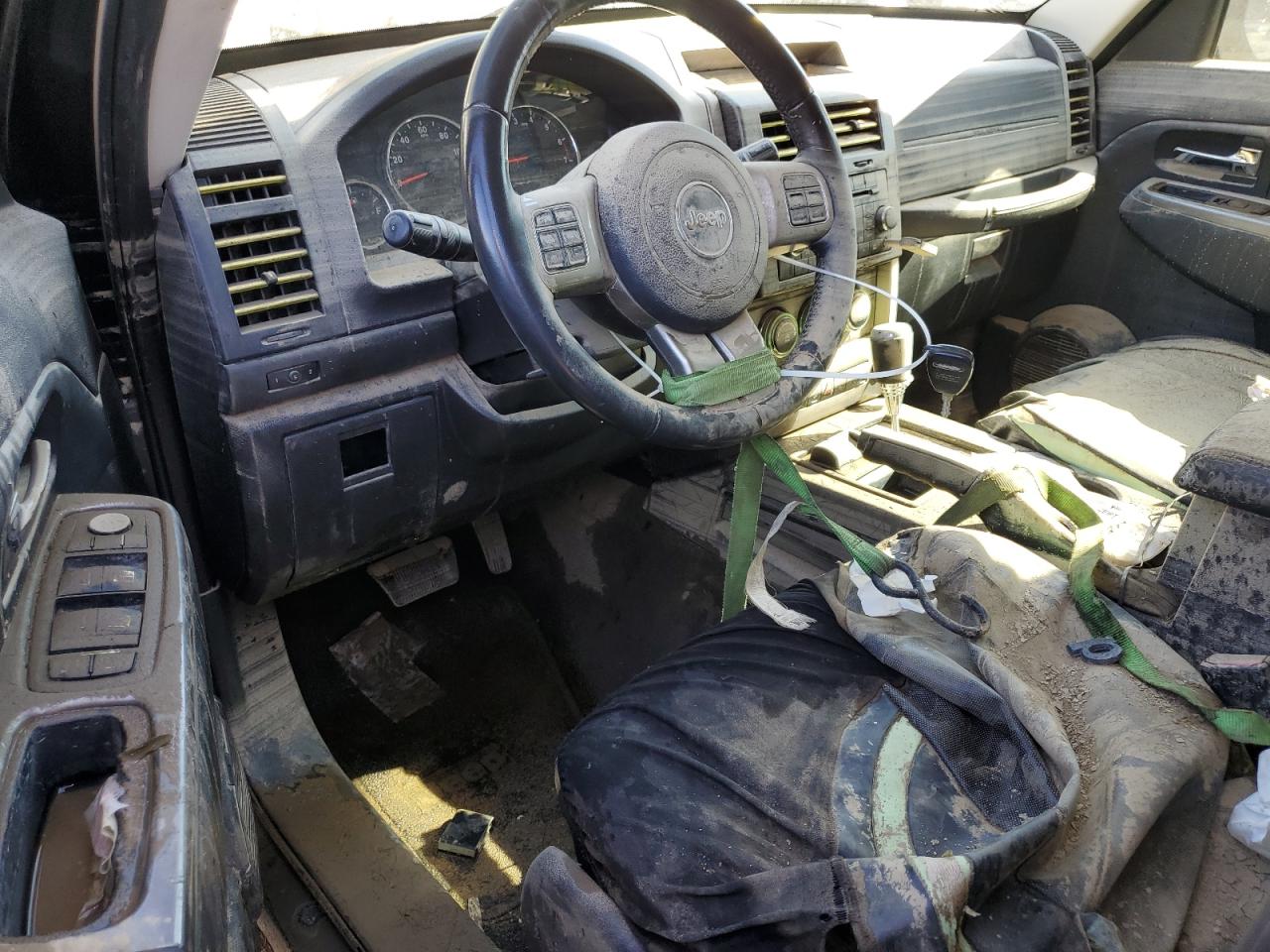 2011 Jeep Liberty (North America) VIN 1J4PN5GK9BW552689 Copart auction photo, water/flood damage thumbnail 8