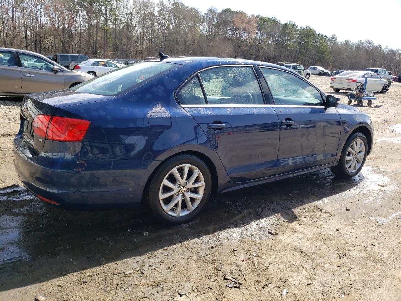 2014 Volkswagen Jetta VIN 3VWD17AJ4EM400367 Copart auction photo, rear end / side damage thumbnail 3