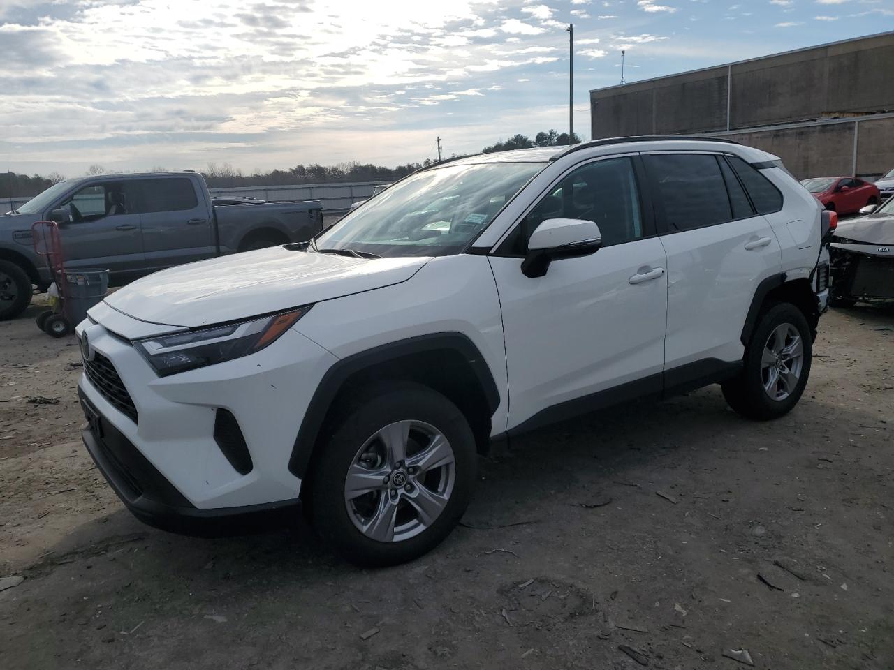 2023 Toyota RAV 4 VIN 2T3P1RFV6PW372323