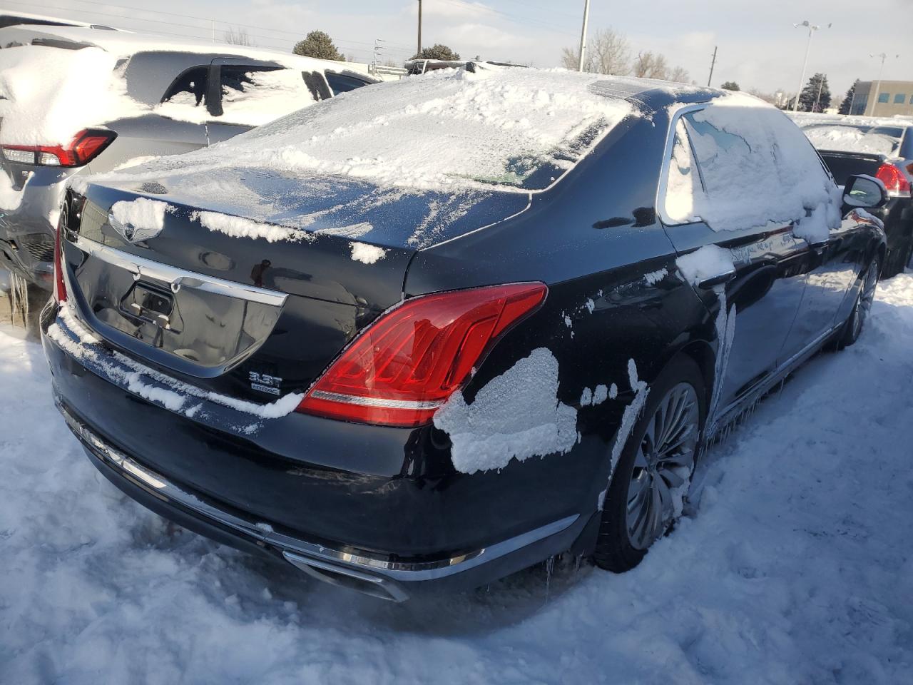2017 Genesis G90 VIN KMHG34JA2HU032517 Copart auction photo, undercarriage damage thumbnail 3