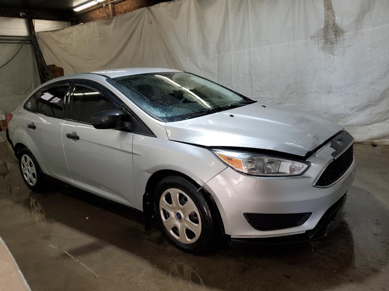 2018 Ford Focus VIN 1FADP3E22JL258289 Copart auction photo, front end / rear end damage thumbnail 4