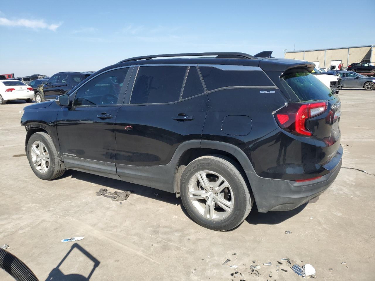 2022 GMC Terrain VIN 3GKALMEV4NL165085 Copart auction photo, front end damage thumbnail 2