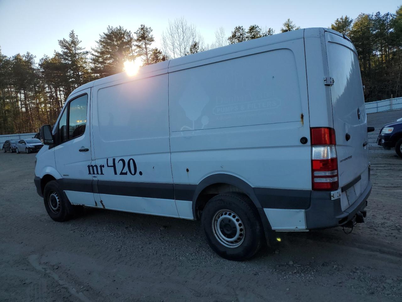 2014 Mercedes-Benz Sprinter VIN WD3PE7DC2E5887828 Copart auction photo, undercarriage / minor dent/scratches damage thumbnail 2