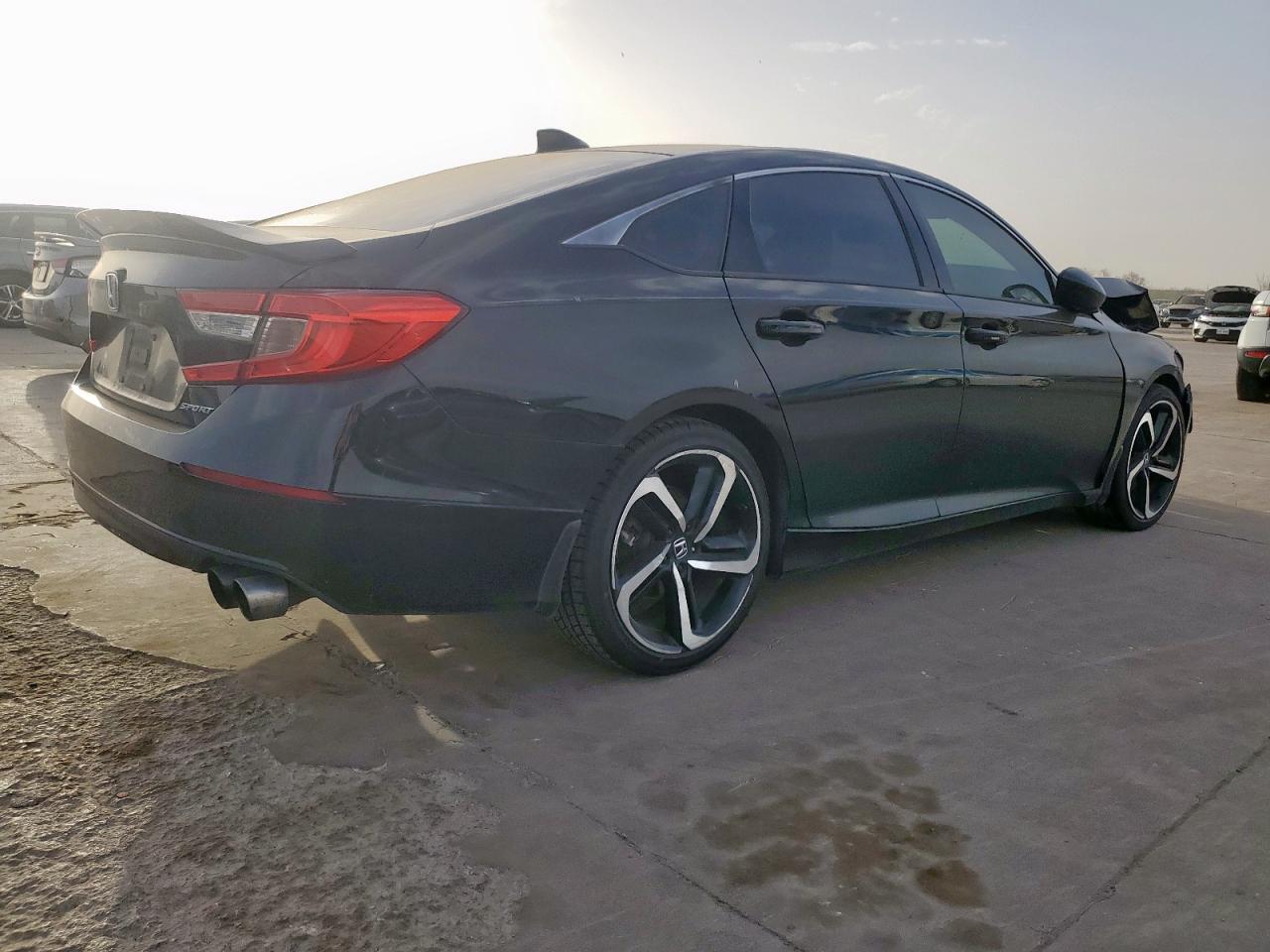 2020 Honda Accord VIN 1HGCV1F35LA135142 Copart auction photo, front end damage thumbnail 3