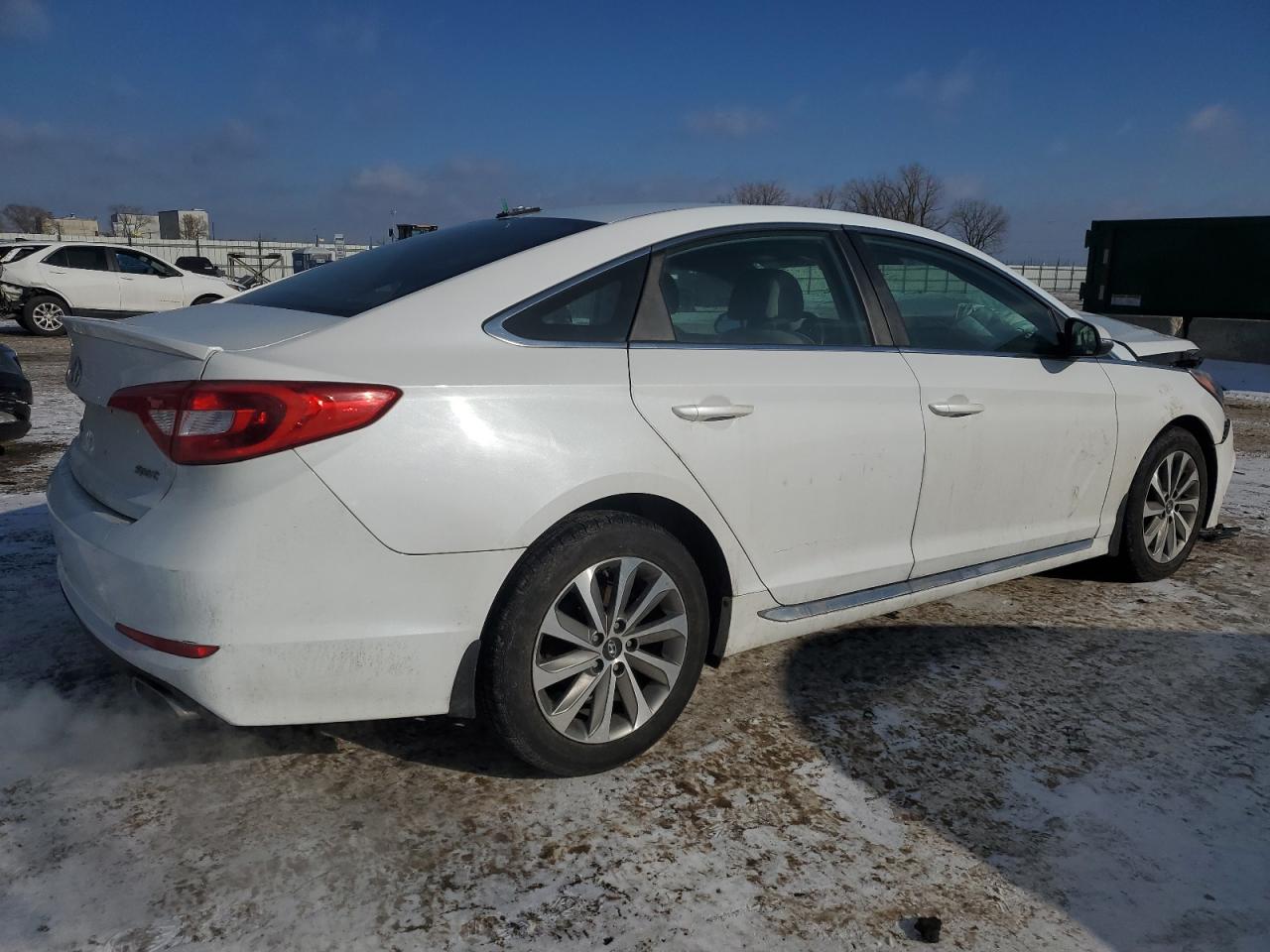 2016 Hyundai Sonata VIN 5NPE34AFXGH339014 Copart auction photo, front end damage thumbnail 3
