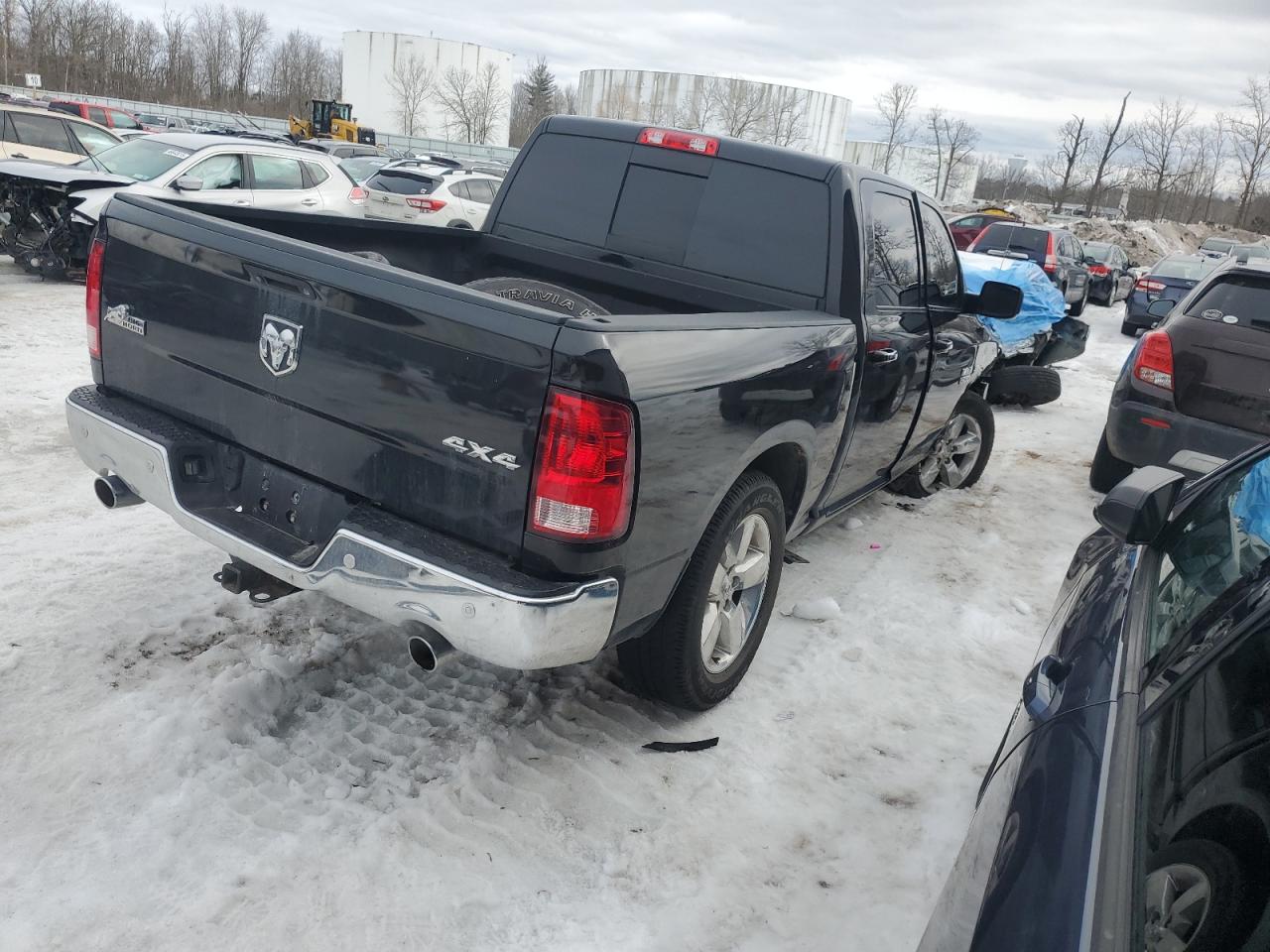 2017 RAM 1500 VIN 3C6RR7LT8HG574761 Copart auction photo, side damage thumbnail 3
