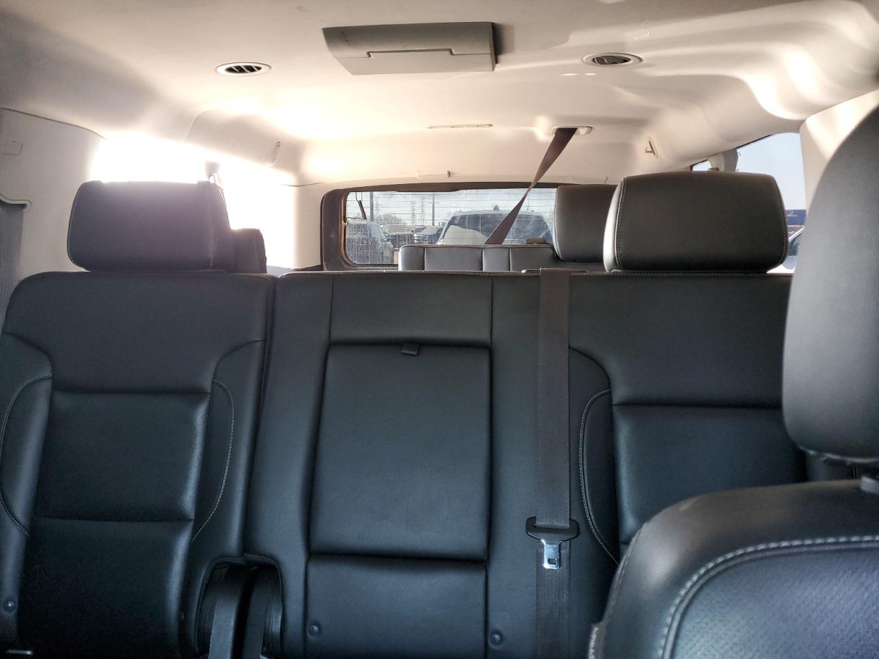 2015 Chevrolet Suburban VIN 1GNSKKKC5FR286753 Copart auction photo, side / rear end damage thumbnail 10
