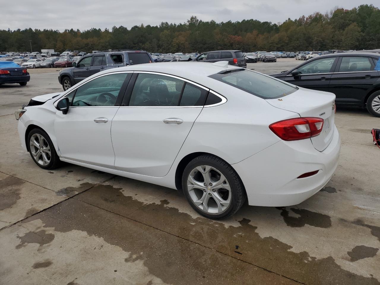 2017 Chevrolet Cruze VIN 1G1BF5SM0H7102706 Copart auction photo, front end damage thumbnail 2