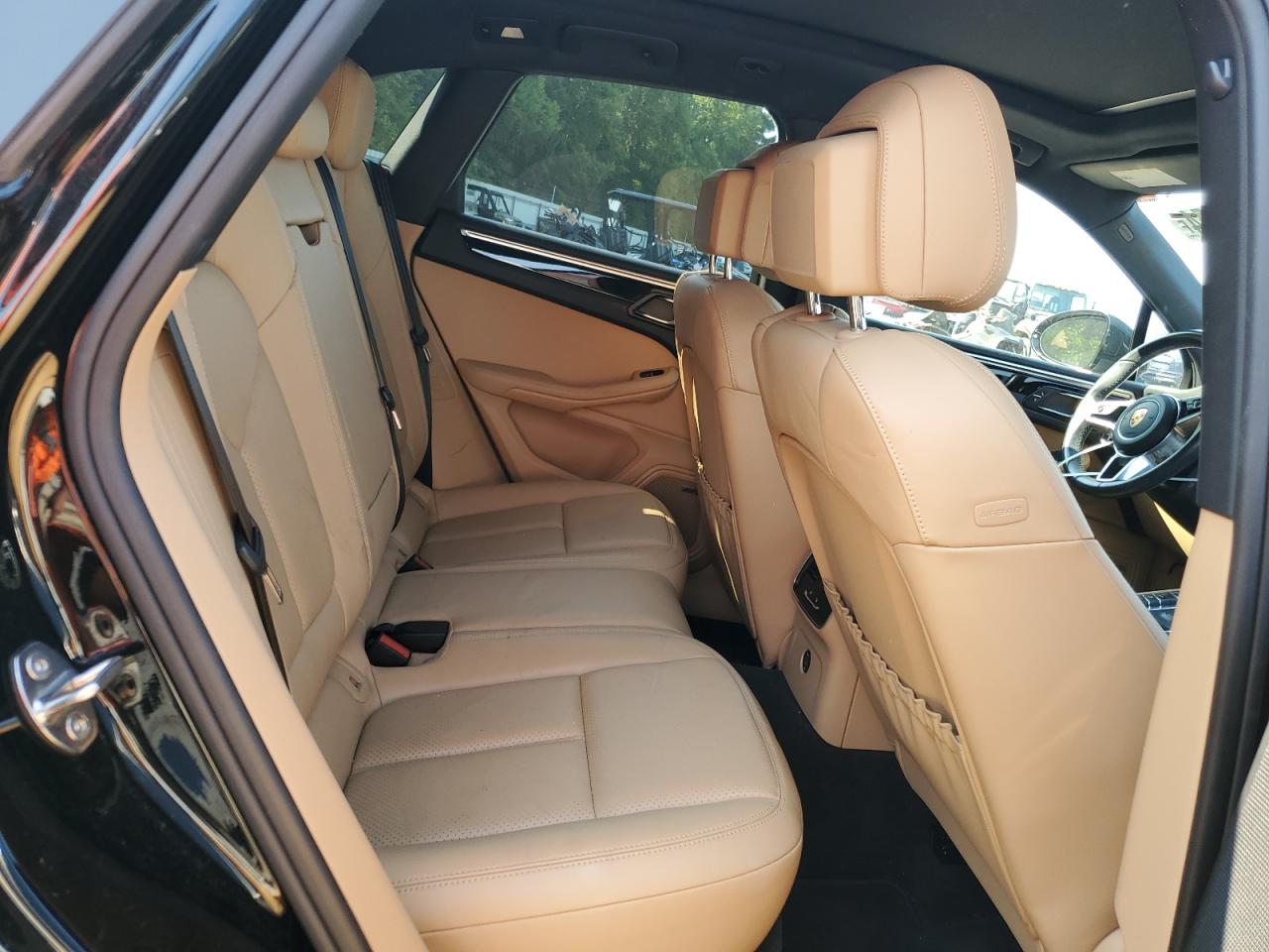 2018 Porsche Macan VIN WP1AB2A56JLB39214 Copart auction photo, rear end damage thumbnail 10