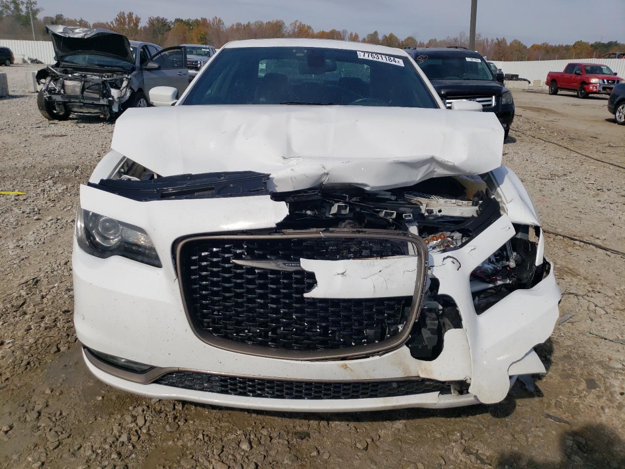2016 Chrysler 300 VIN 2C3CCABG3GH269799 Copart auction photo, front end damage thumbnail 5
