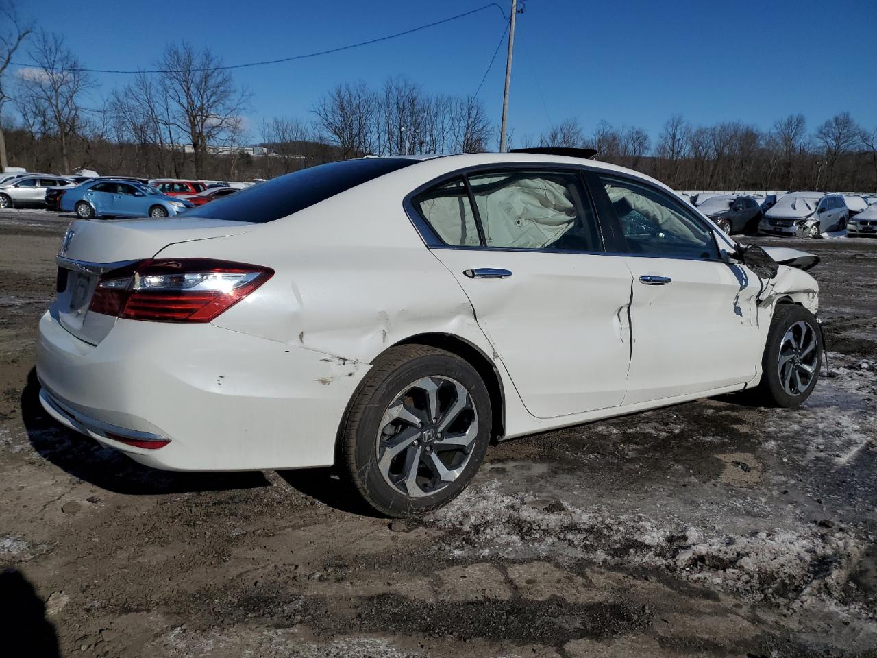 2017 Honda Accord VIN 1HGCR2F06HA129115 Copart auction photo, all over / minor dent/scratches damage thumbnail 3
