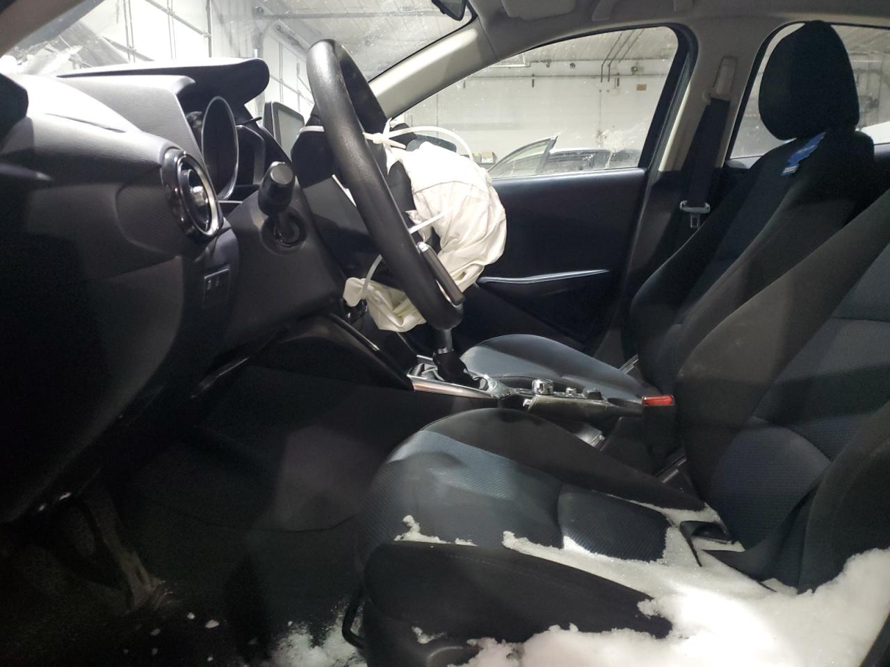2017 Toyota Yaris VIN 3MYDLBYV3HY173020 Copart auction photo, front end / minor dent/scratches damage thumbnail 7