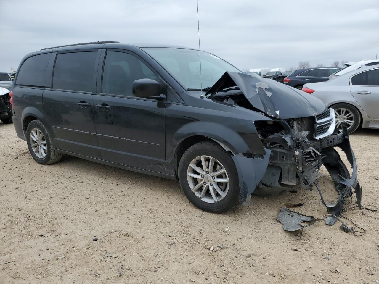 2016 Dodge Caravan VIN 2C4RDGCG3GR181205 Copart auction photo, front end damage thumbnail 4