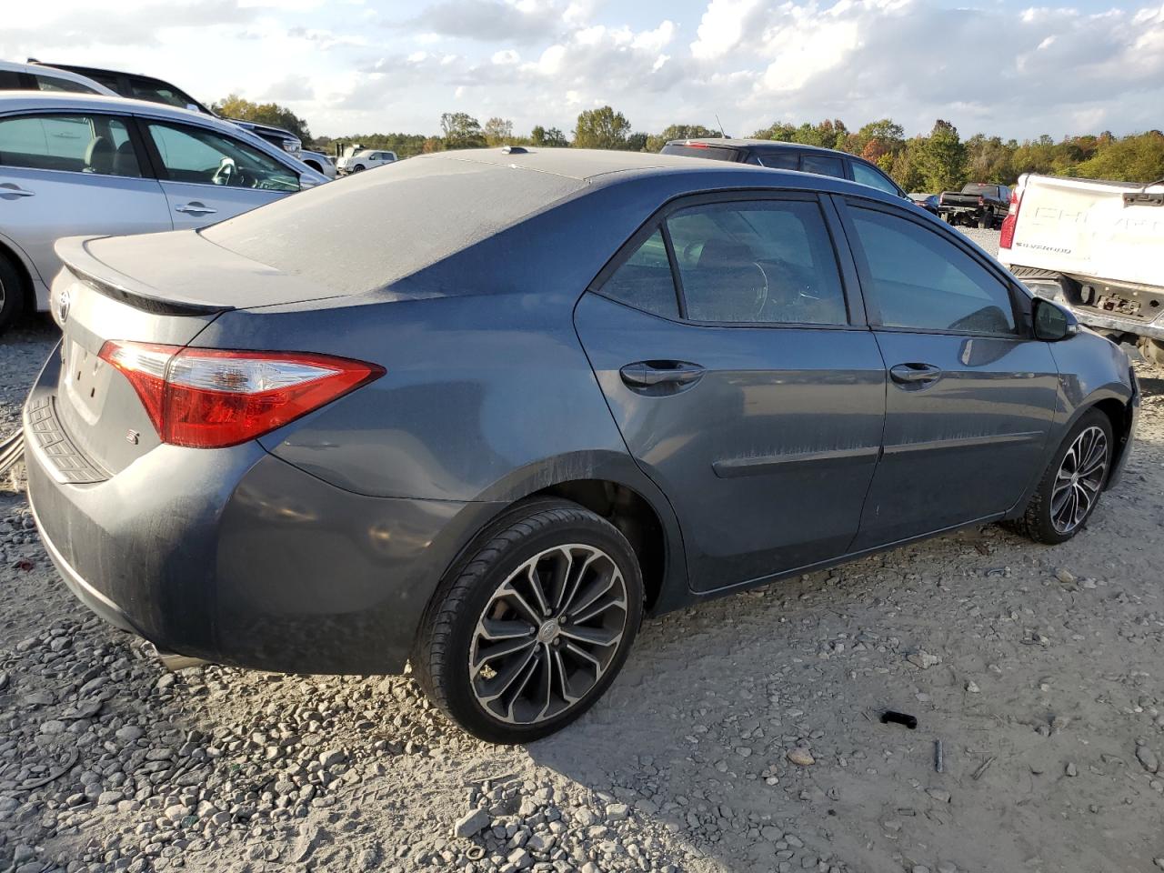 2015 Toyota Corolla VIN 2T1BURHE4FC423020 Copart auction photo, front end / mechanical damage thumbnail 3