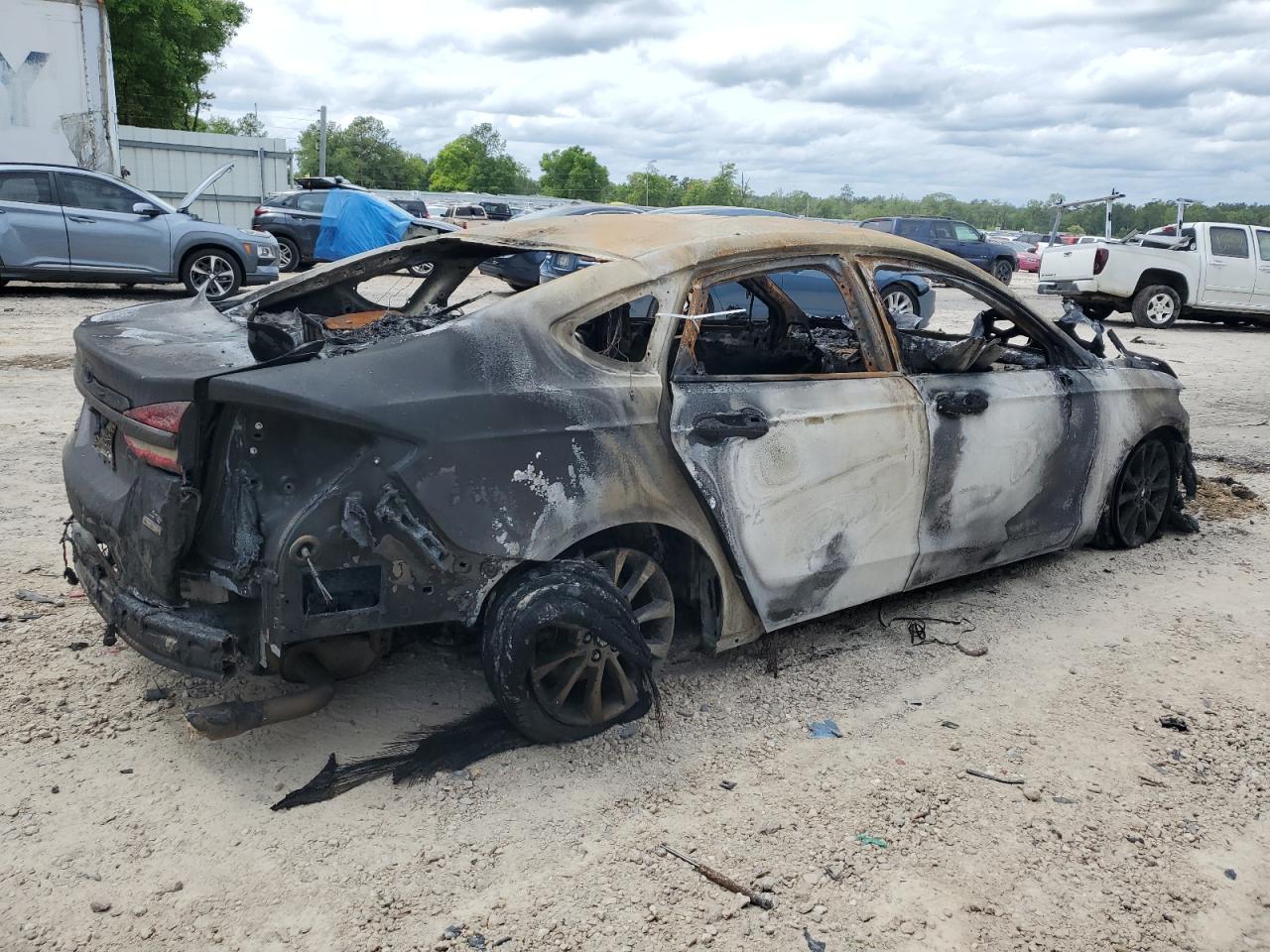 2017 Ford Fusion VIN 3FA6P0HD3HR350639 Copart auction photo, burn damage thumbnail 3