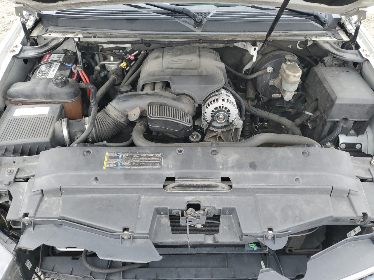 2007 Chevrolet Suburban VIN 1GNFK16357J363949 Copart auction photo, all over / undercarriage damage thumbnail 12
