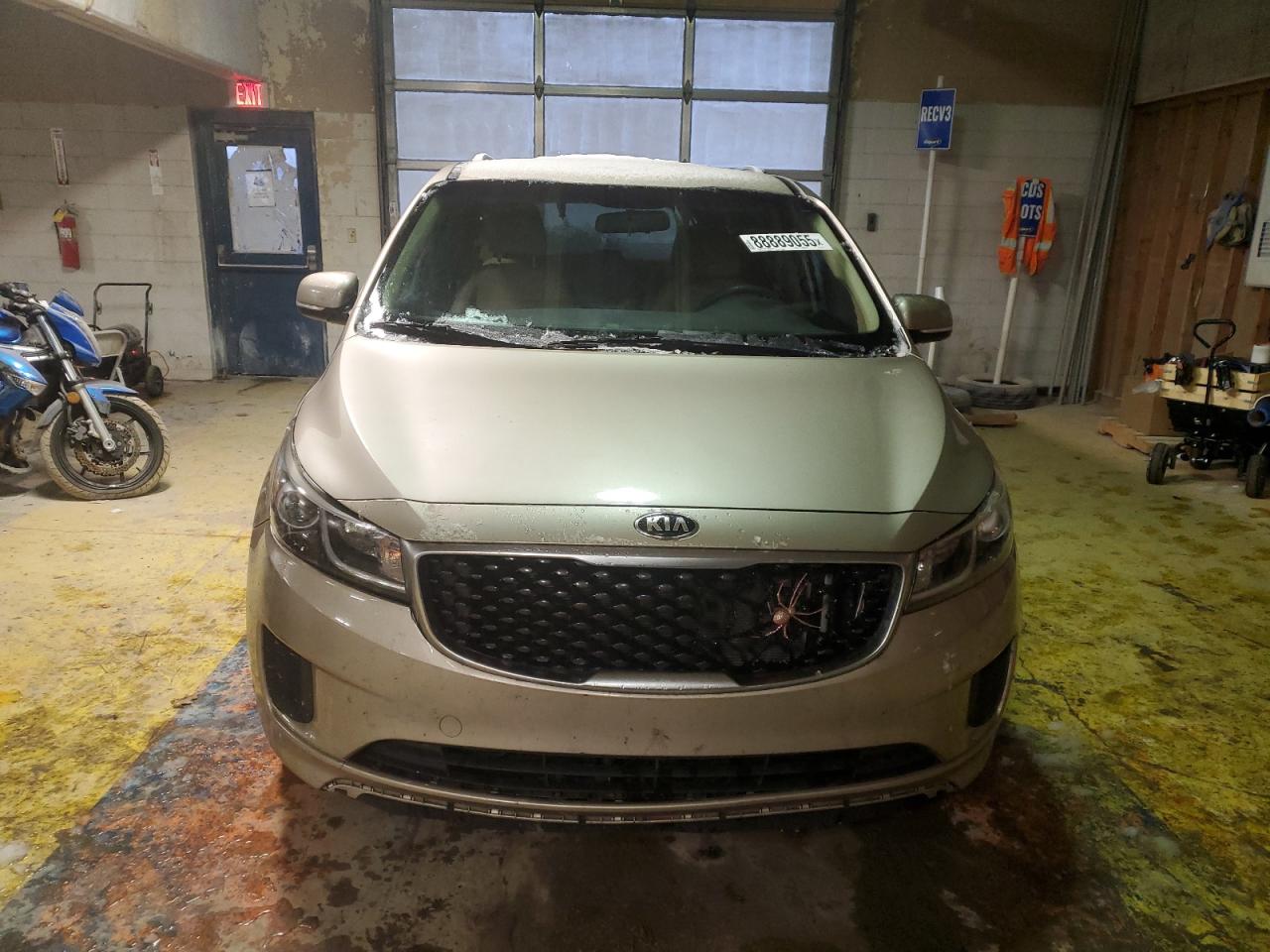 2016 KIA Sedona VIN KNDMB5C16G6113097 Copart auction photo, mechanical / normal wear damage thumbnail 5