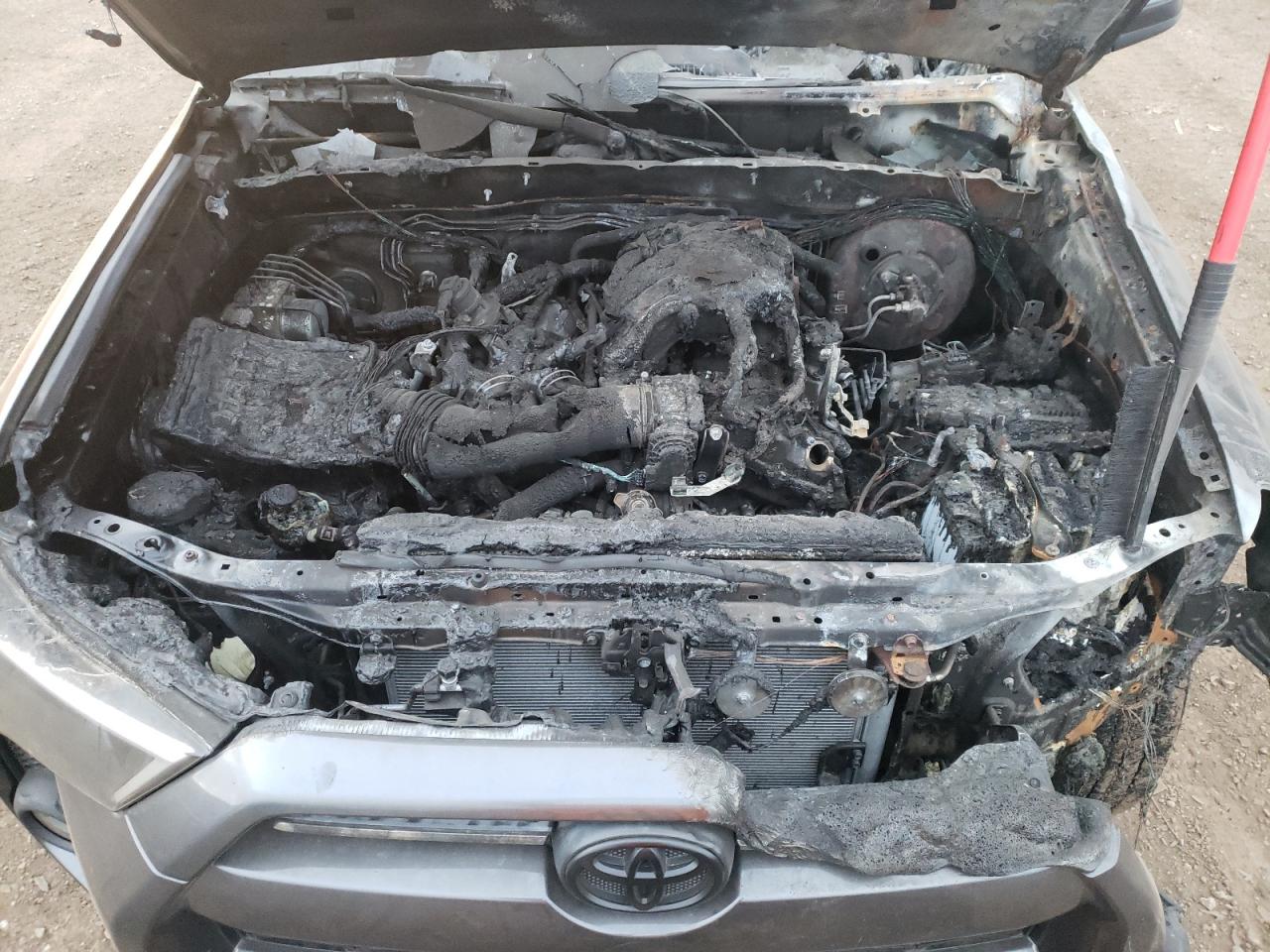 2022 Toyota 4Runner VIN JTEEU5JR8N5273276 Copart auction photo, burn - engine / burn - interior damage thumbnail 13