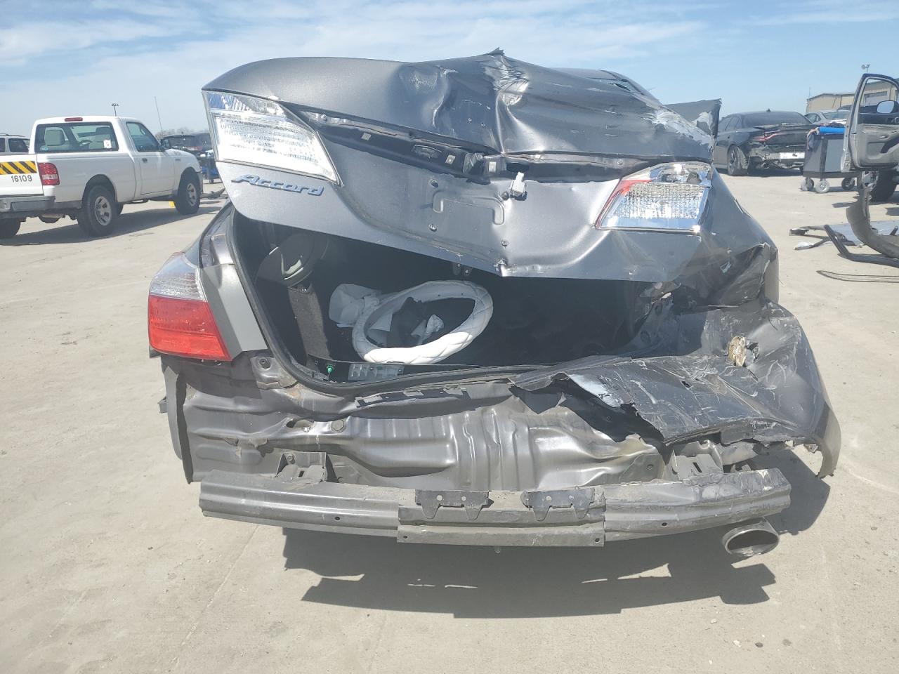 2015 Honda Accord VIN 1HGCR2F32FA230482 Copart auction photo, front end / hail damage thumbnail 6