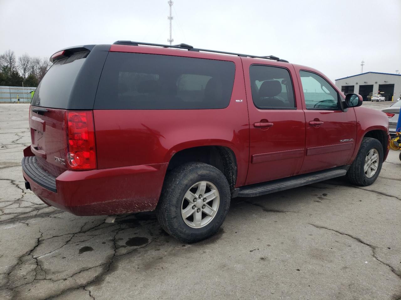 2013 GMC Yukon VIN 1GKS2KE76DR360514 Copart auction photo, front end / minor dent/scratches damage thumbnail 3