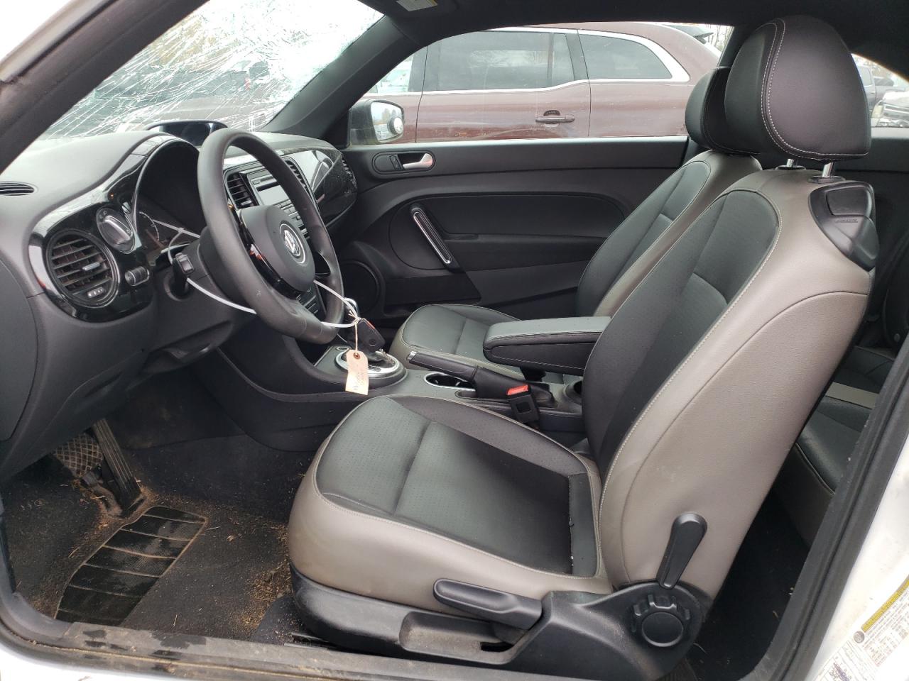 2015 Volkswagen Beetle VIN 3VWF17AT2FM629979 Copart auction photo, front end damage thumbnail 7