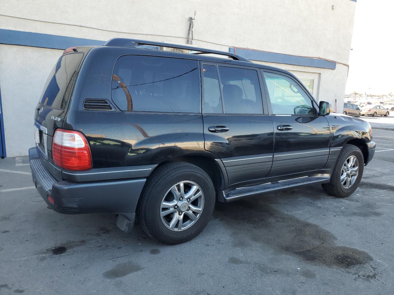 2004 Lexus LX VIN JTJHT00W343541138 Copart auction photo, front end damage thumbnail 3