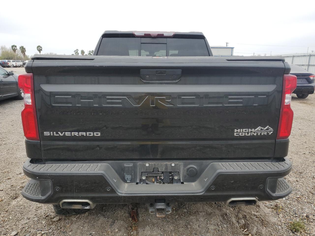 2021 Chevrolet Silverado VIN 3GCUYHED9MG388349 Copart auction photo, side / undercarriage damage thumbnail 6