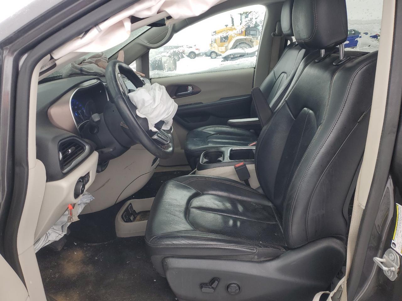 2018 Chrysler Pacifica VIN 2C4RC1EG5JR272870 Copart auction photo, front end damage thumbnail 7