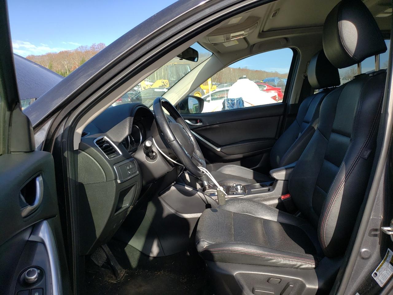 2016 Mazda CX-5 VIN JM3KE4DY0G0879101 Copart auction photo, side / minor dent/scratches damage thumbnail 7