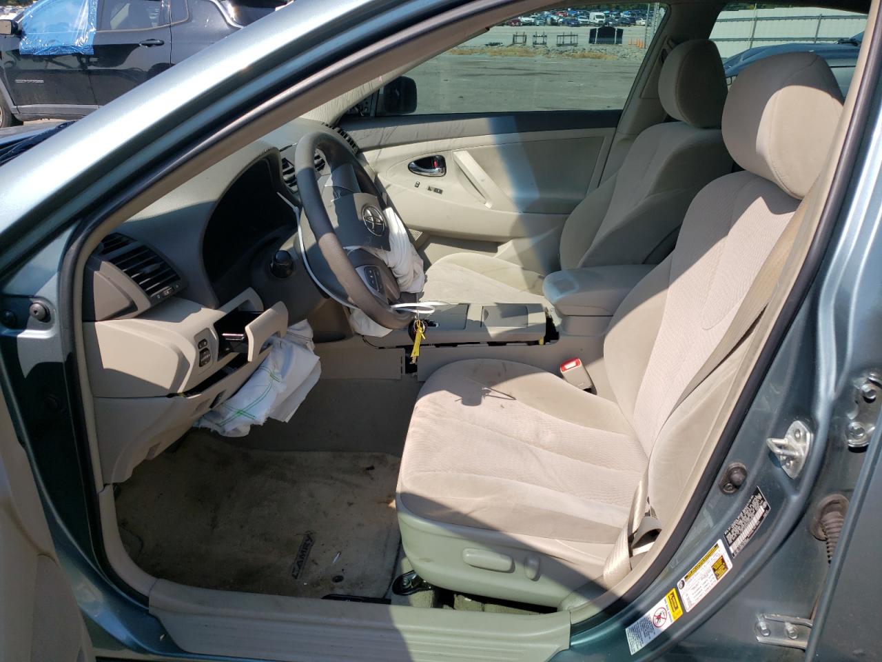 2010 Toyota Camry VIN 4T1BF3EK5AU534829 Copart auction photo, side / front end damage thumbnail 7