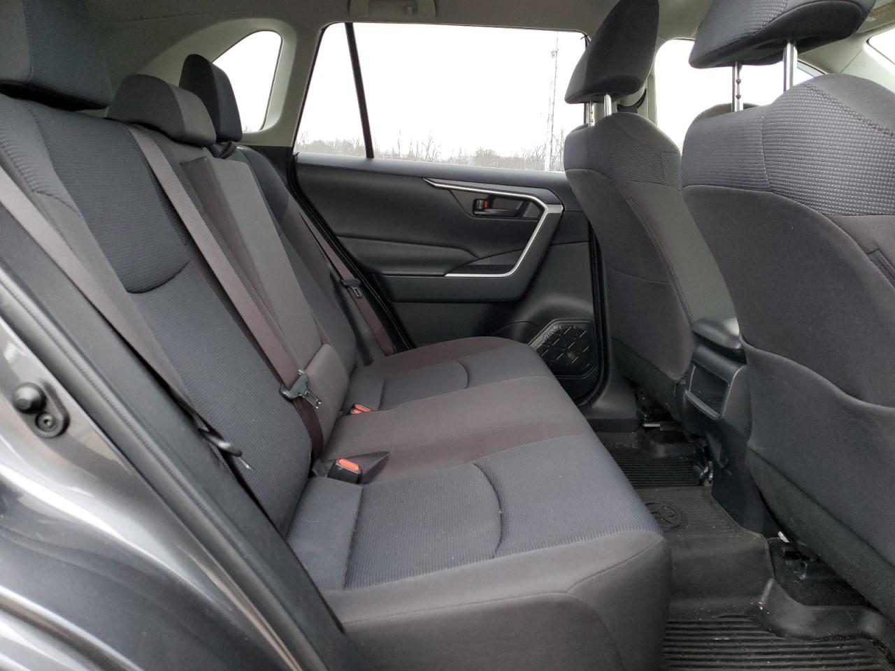 2019 Toyota RAV 4 VIN JTMF1RFV6KD505860 Copart auction photo, front end / minor dent/scratches damage thumbnail 11