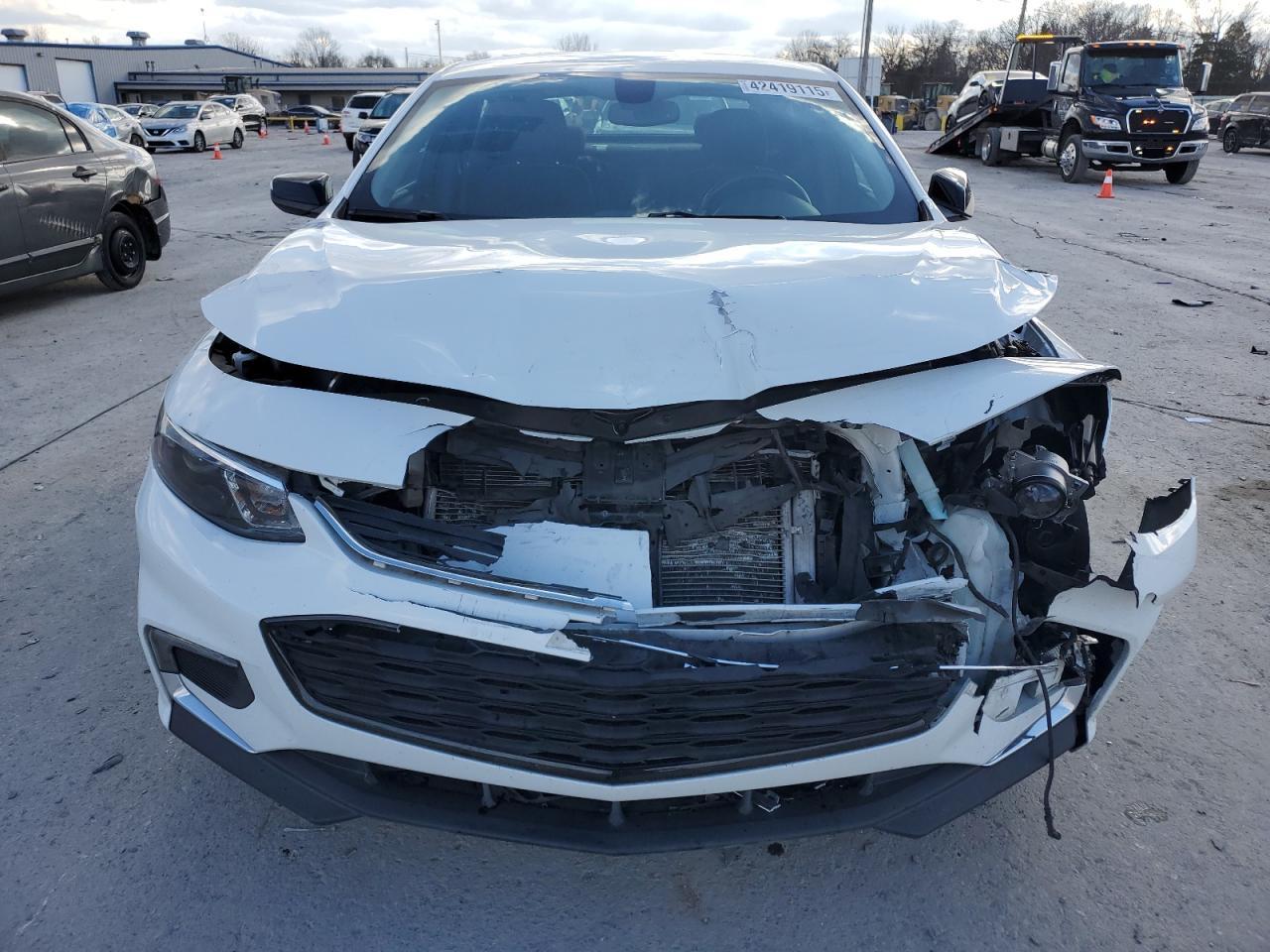 2018 Chevrolet Malibu VIN 1G1ZD5ST5JF165064 Copart auction photo, front end / minor dent/scratches damage thumbnail 5