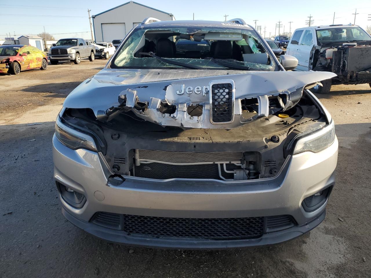 2019 Jeep Grand Cherokee VIN 1C4PJMLX1KD217919 Copart auction photo, all over damage thumbnail 5