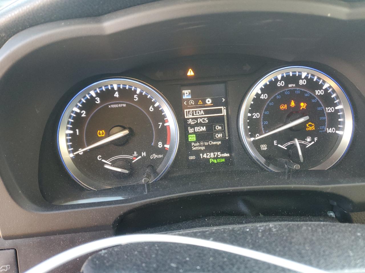 2017 Toyota Highlander VIN 5TDYZRFH0HS200668 Copart auction photo, all over damage thumbnail 9