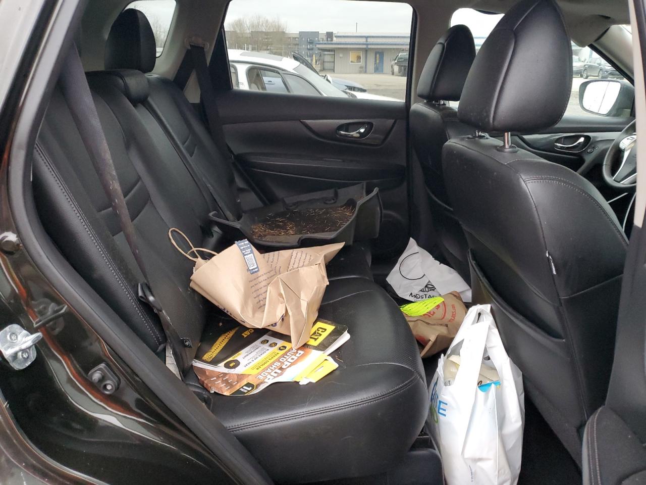2016 Nissan Rogue VIN 5N1AT2MV3GC798060 Copart auction photo, minor dent/scratches damage thumbnail 11