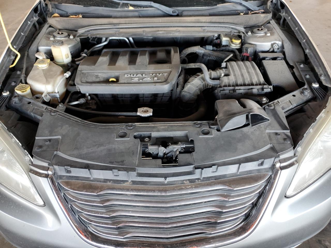 2013 Chrysler 200 VIN 1C3BCBEB4DN511326 Copart auction photo, rear end damage thumbnail 11