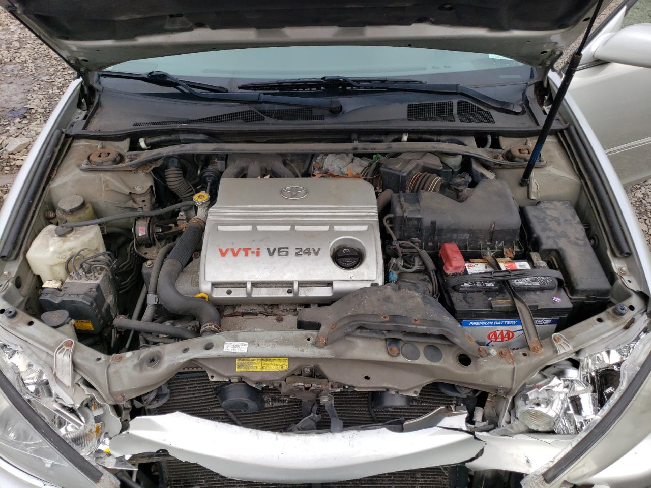 2005 Toyota Camry VIN 4T1BF30K55U084693 Copart auction photo, front end damage thumbnail 11