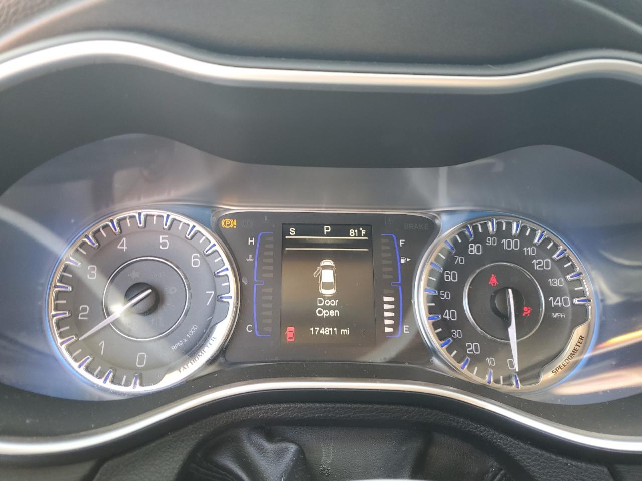 2015 Chrysler 200 VIN 1C3CCCAB4FN594078 Copart auction photo, rear end damage thumbnail 9