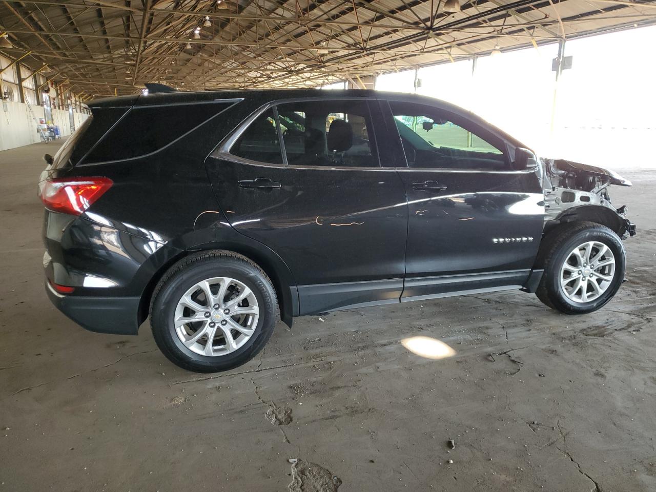 2020 Chevrolet Equinox VIN 2GNAXKEV8L6136895 Copart auction photo, front end / side damage thumbnail 3