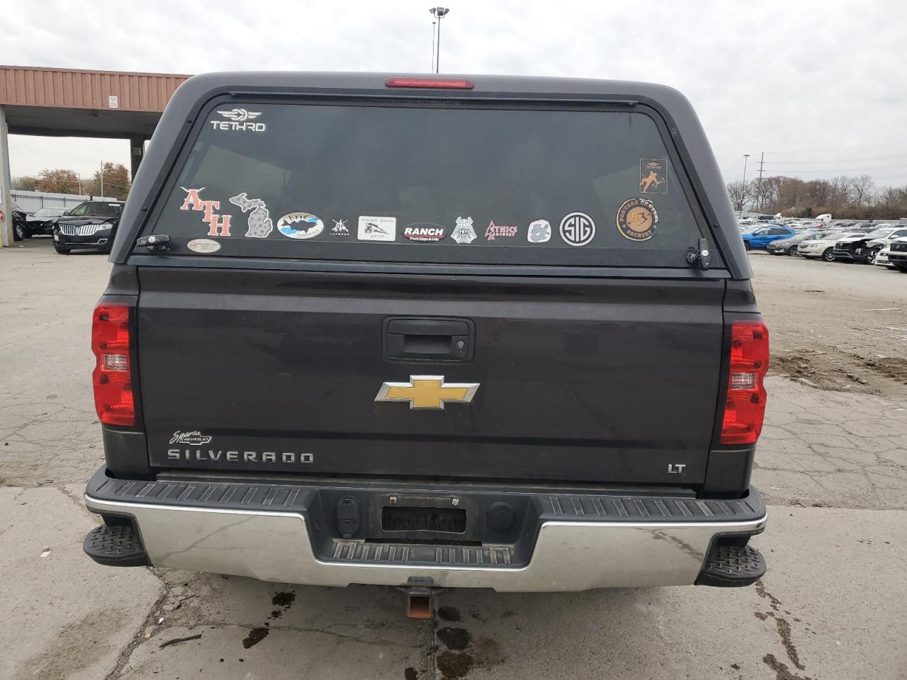 2016 Chevrolet Silverado VIN 3GCUKREC7GG167187 Copart auction photo, front end / side damage thumbnail 6