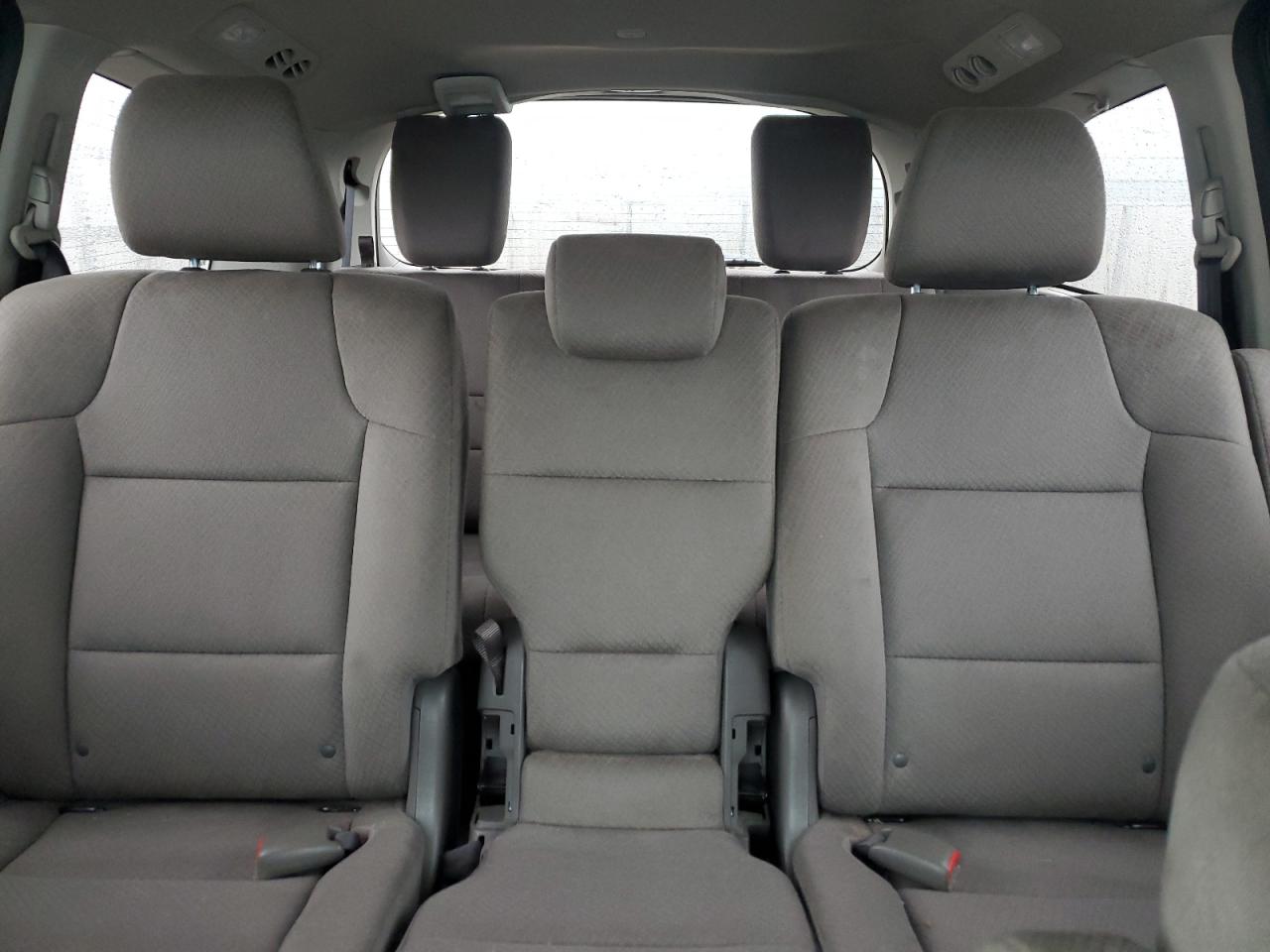2016 Honda Odyssey VIN 5FNRL5H32GB158992 Copart auction photo, minor dent/scratches damage thumbnail 10