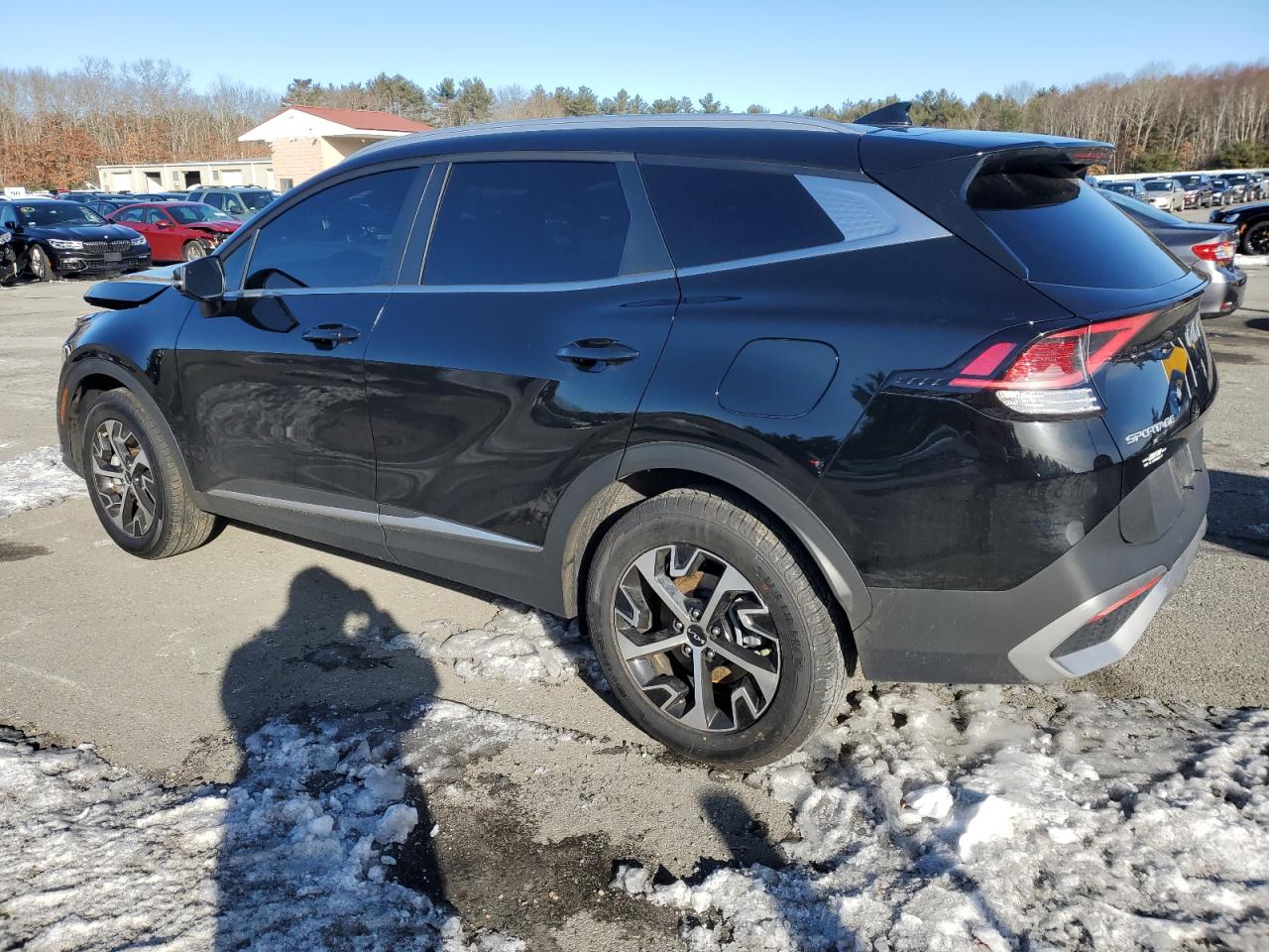 2023 KIA Sportage VIN 5XYK3CAF2PG022185 Copart auction photo, front end / minor dent/scratches damage thumbnail 2