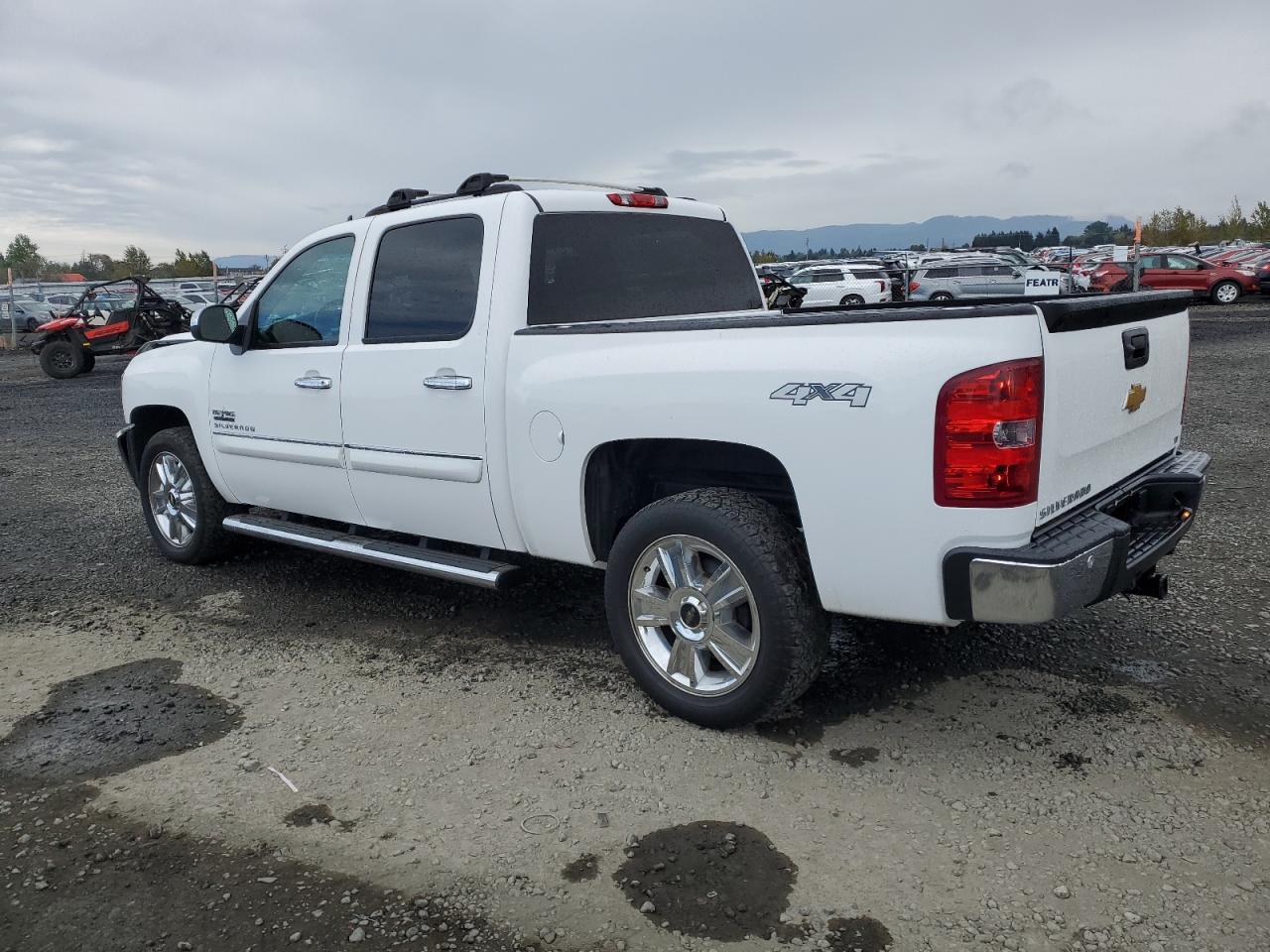 2013 Chevrolet Silverado VIN 3GCPKSE73DG125926 Copart auction photo, front end damage thumbnail 2