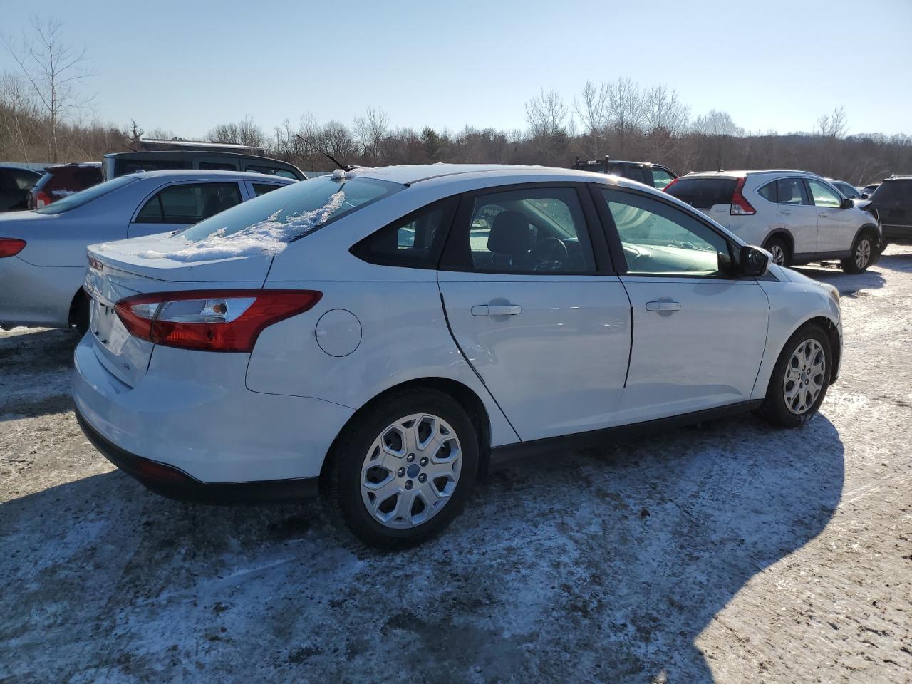 2012 Ford Focus VIN 1FAHP3F20CL419516 Copart auction photo, side / minor dent/scratches damage thumbnail 3
