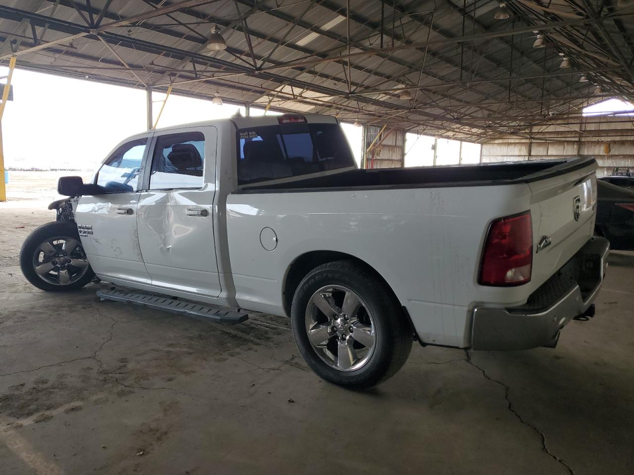 2019 RAM 1500 VIN 1C6RR7TT5KS566231 Copart auction photo, front end / side damage thumbnail 2